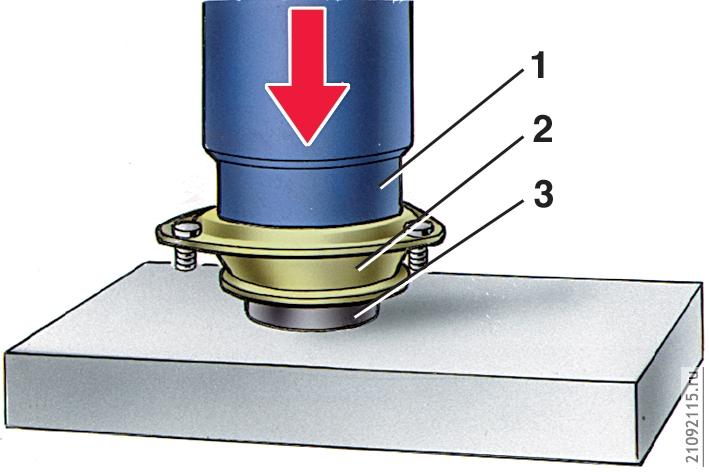 Разборка и сборка верхней
опоры стойки подвески